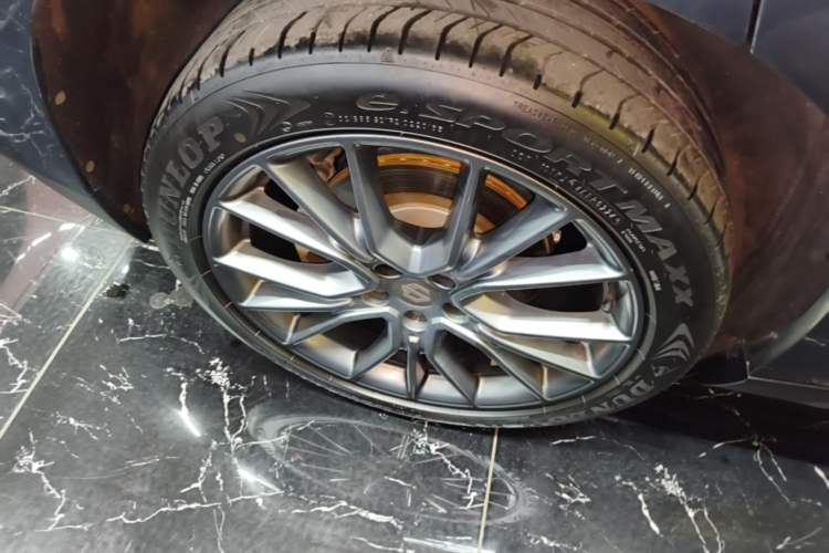Used Leapmotor C10 2024 210 LiDAR Version Right Rear Wheel Hub