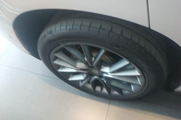 Used Leapmotor C10 2024 530 Smart Edition Right Rear Wheel Hub