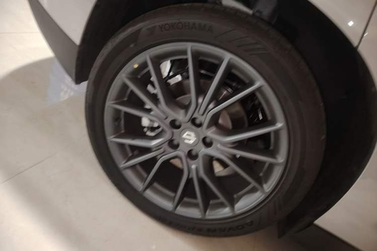 Used Leapmotor C10 2024 210 Smart Edition Right Rear Wheel Hub