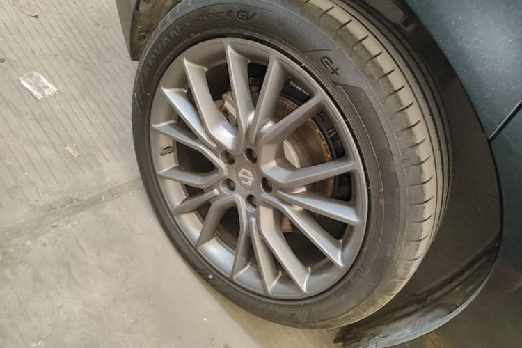 Used Leapmotor C10 2024 530 LiDAR Edition Right Rear Wheel Hub