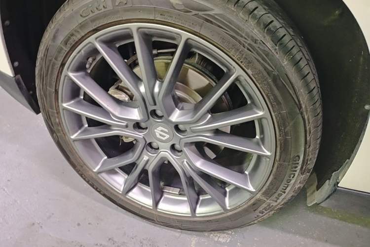 Used Leapmotor C10 2024 530 Comfort Edition Right Rear Wheel Hub