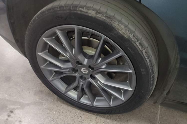 Used Leapmotor C10 2024 530 Comfort Edition Right Rear Wheel Hub