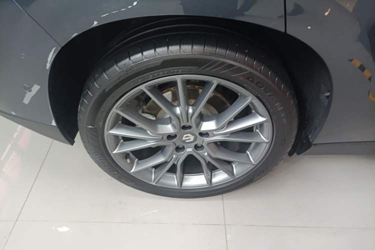 Used Leapmotor C10 2024 530 LiDAR Edition Right Rear Wheel Hub