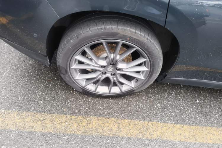 Used Leapmotor C10 2024 530 LiDAR Edition Right Rear Wheel Hub