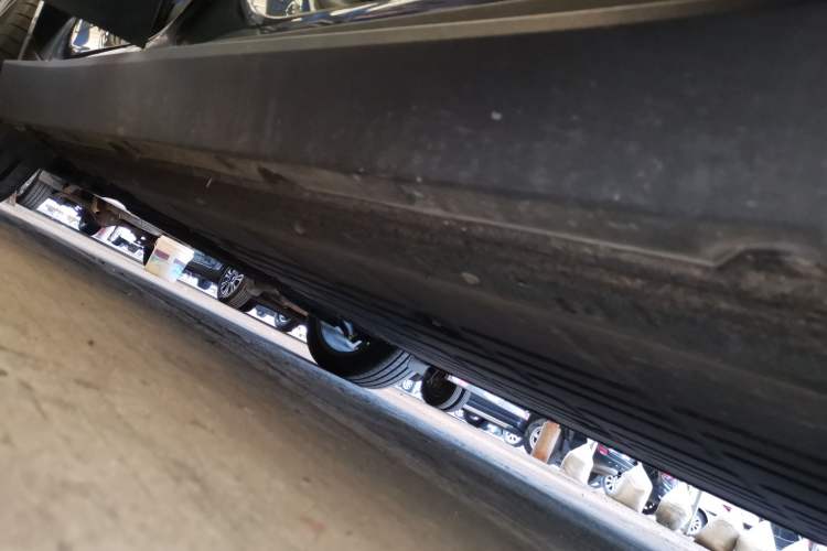 Used Leapmotor C10 2024 530 LiDAR Edition Right Side Sill