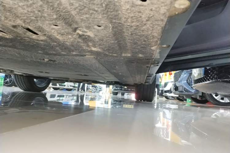 Used Leapmotor C10 2024 210 Smart Edition Right Side Sill