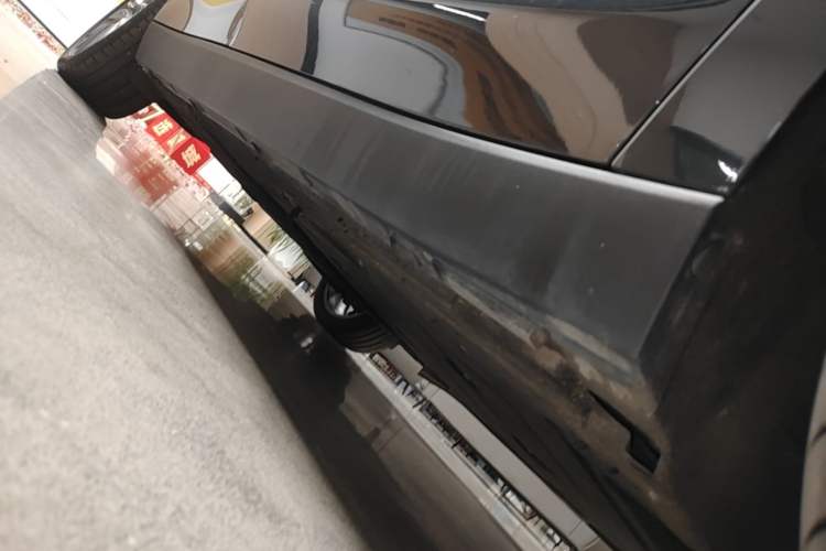 Used Leapmotor C10 2024 210 LiDAR Version Right Side Sill