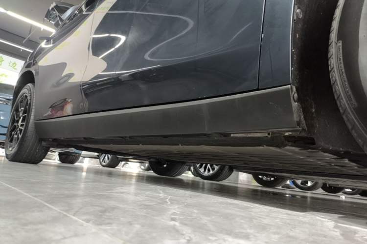 Used Leapmotor C10 2024 410 Comfort Edition Right Side Sill