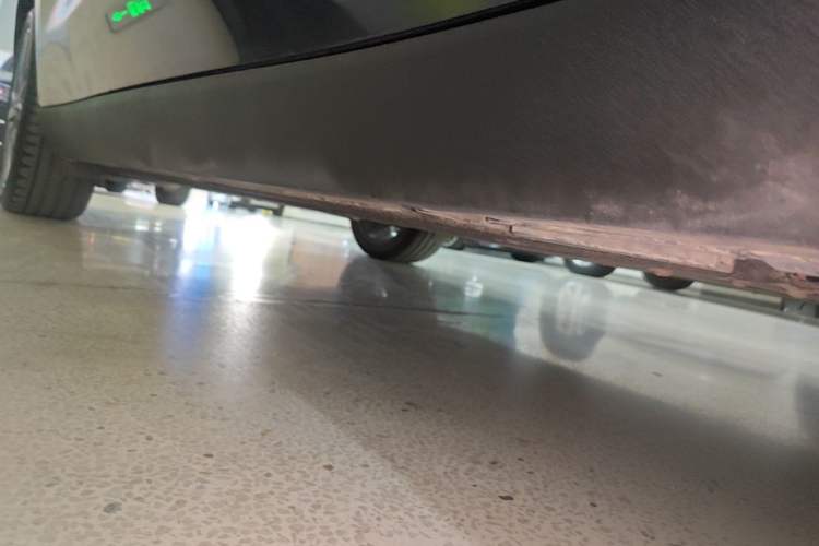 Used Leapmotor C10 2024 530 Smart Edition Right Side Sill