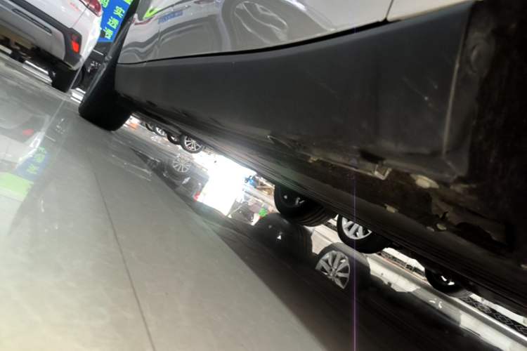 Used Leapmotor C10 2024 530 Comfort Edition Right Side Sill