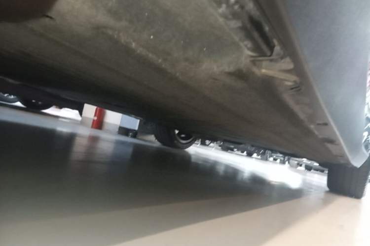 Used Leapmotor C10 2024 210 LiDAR Version Right Side Sill