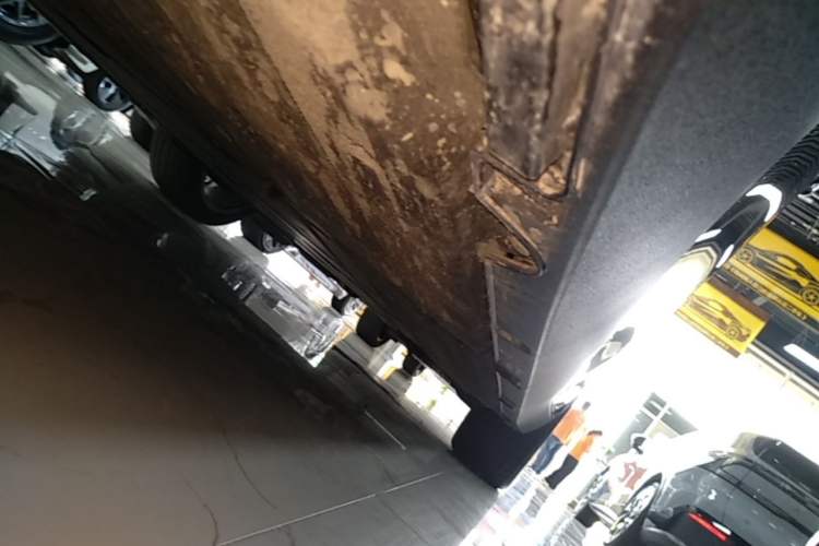 Used Leapmotor C10 2024 210 LiDAR Version Right Side Sill