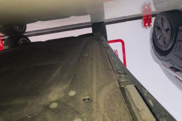 Used Leapmotor C10 2024 530 Smart Edition Right Side Sill