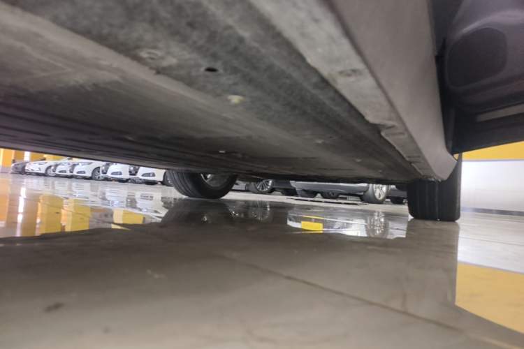 Used Leapmotor C10 2024 530 LiDAR Edition Right Side Sill