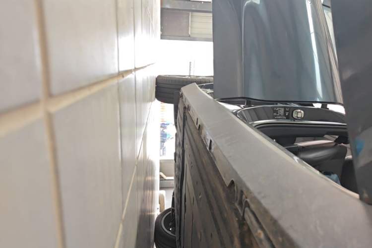 Used Leapmotor C10 2024 210 LiDAR Version Right Side Sill