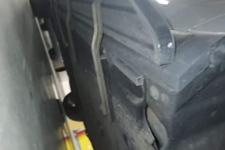 Used Leapmotor C10 2024 210 Smart Edition Right Side Sill