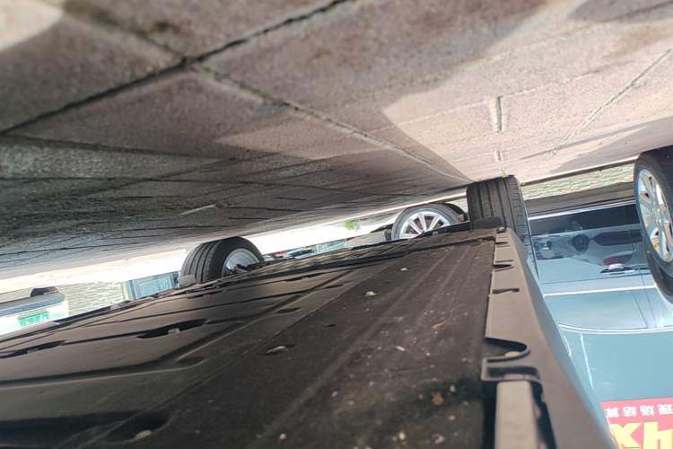 Used Leapmotor C10 2024 210 Smart Edition Right Side Sill