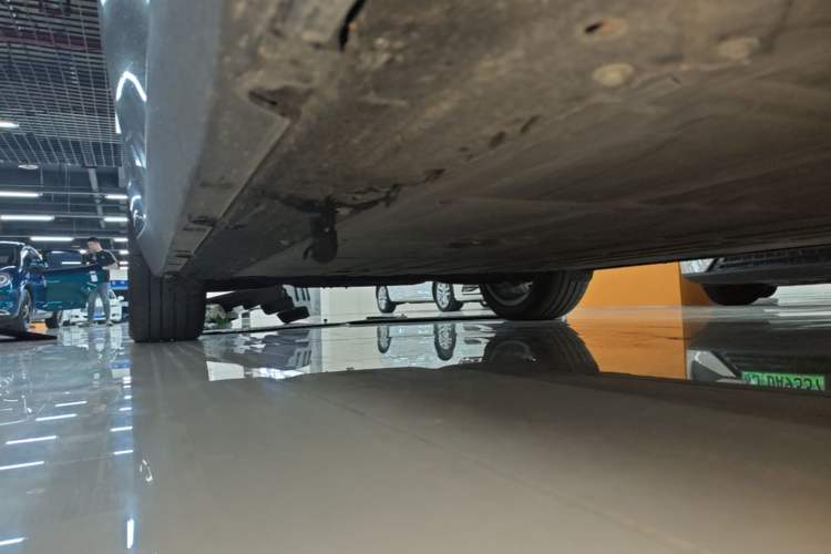 Used Leapmotor C10 2024 530 Smart Edition Right Side Sill