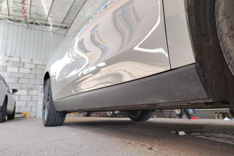 Used Leapmotor C10 2024 530 Smart Edition Right Side Sill