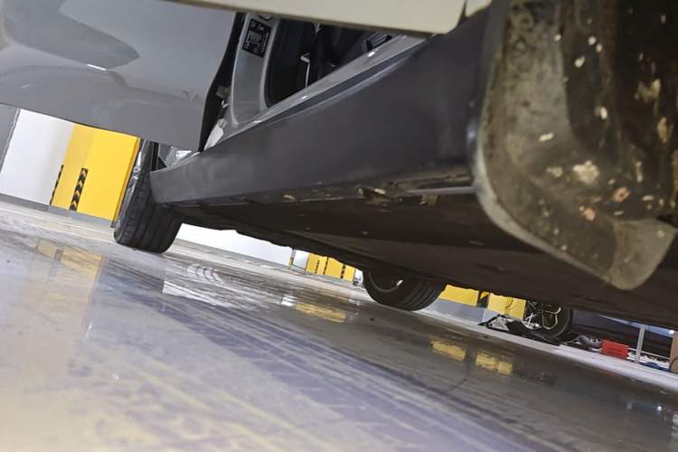 Used Leapmotor C10 2024 210 Smart Edition Right Side Sill