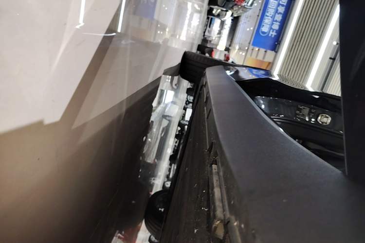Used Leapmotor C10 2024 210 LiDAR Version Right Side Sill