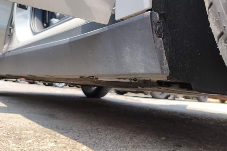 Used Leapmotor C10 2024 530 Smart Edition Right Side Sill