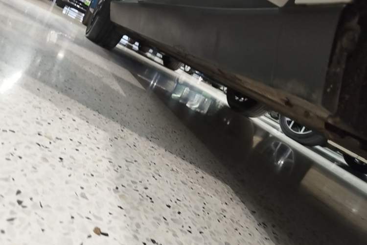 Used Leapmotor C10 2024 530 Smart Edition Right Side Sill