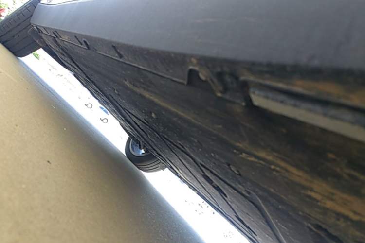 Used Leapmotor C10 2024 210 LiDAR Version Right Side Sill