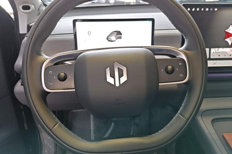 Used Leapmotor C10 2024 210 Smart Edition Steering Wheel
