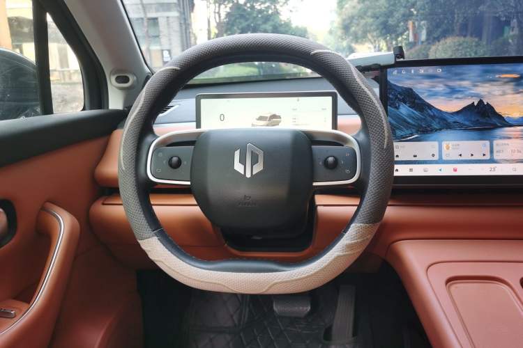Used Leapmotor C10 2024 530 Comfort Edition Steering Wheel