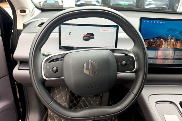 Used Leapmotor C10 2024 530 LiDAR Edition Steering Wheel