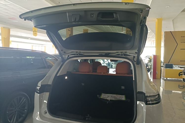Used Leapmotor C10 2024 530 Smart Edition Trunk