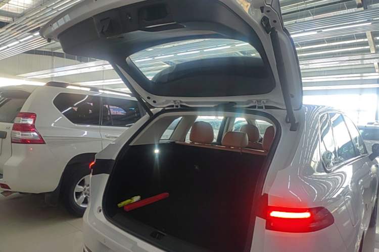 Used Leapmotor C10 2024 210 Smart Edition Trunk