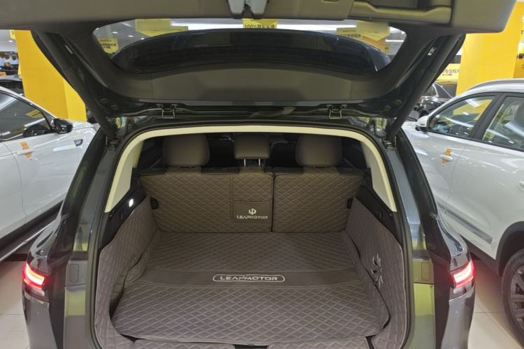 Used Leapmotor C10 2024 530 Smart Edition Trunk