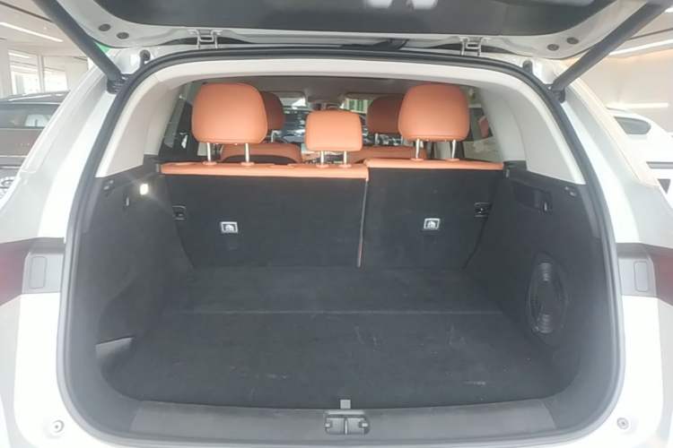 Used Leapmotor C10 2024 530 Smart Edition Trunk