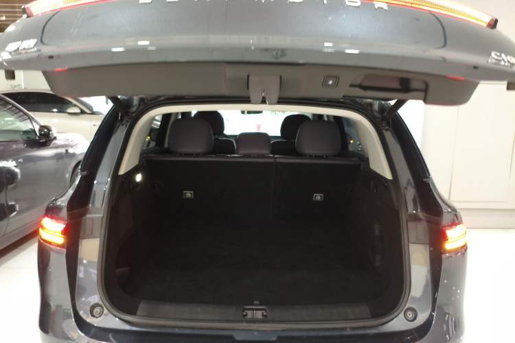 Used Leapmotor C10 2024 530 LiDAR Edition Trunk