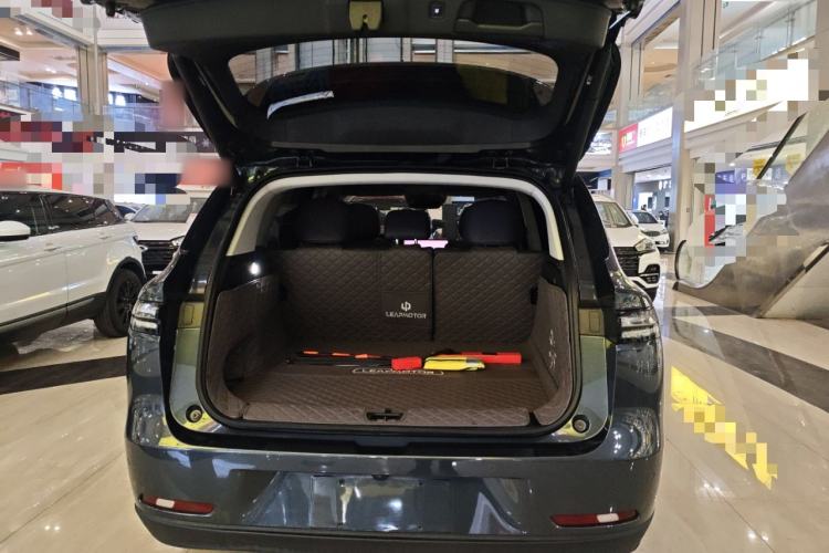 Used Leapmotor C10 2024 530 Smart Edition Trunk