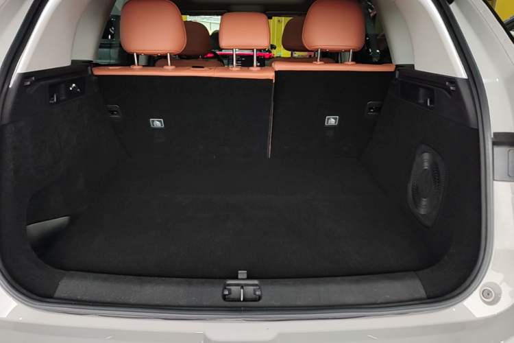 Used Leapmotor C10 2024 530 Smart Edition Trunk