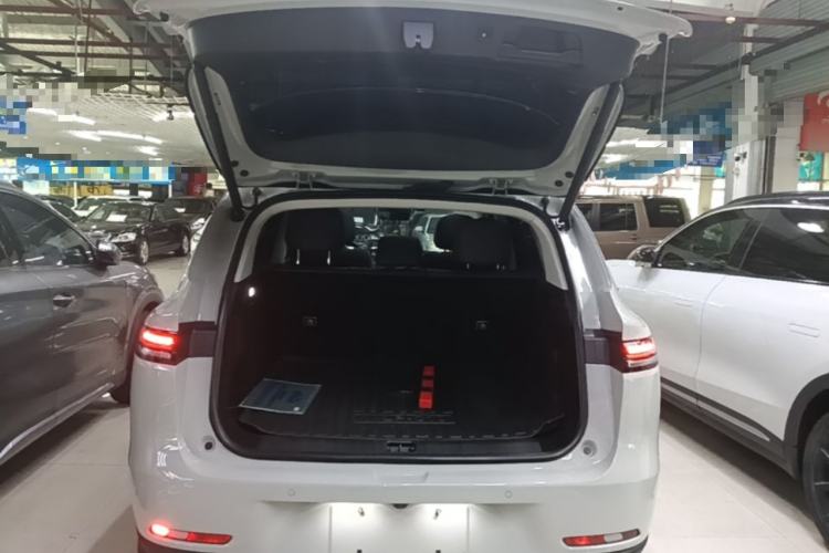 Used Leapmotor C10 2024 530 LiDAR Edition Trunk