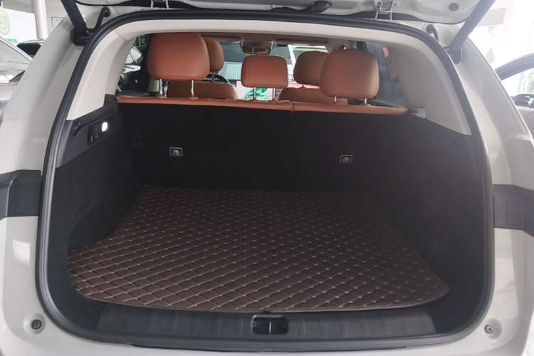 Used Leapmotor C10 2024 530 Smart Edition Trunk