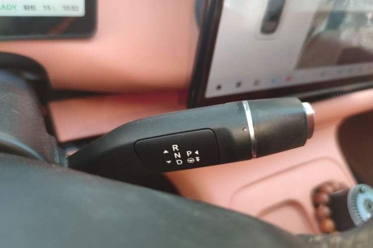Used Leapmotor C10 2024 530 Smart Edition Gear Lever