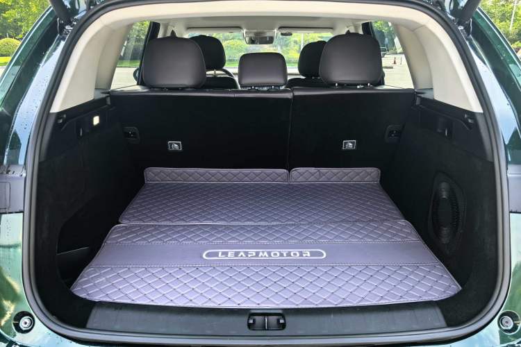 Used Leapmotor C10 2024 210 Smart Edition Interior 8