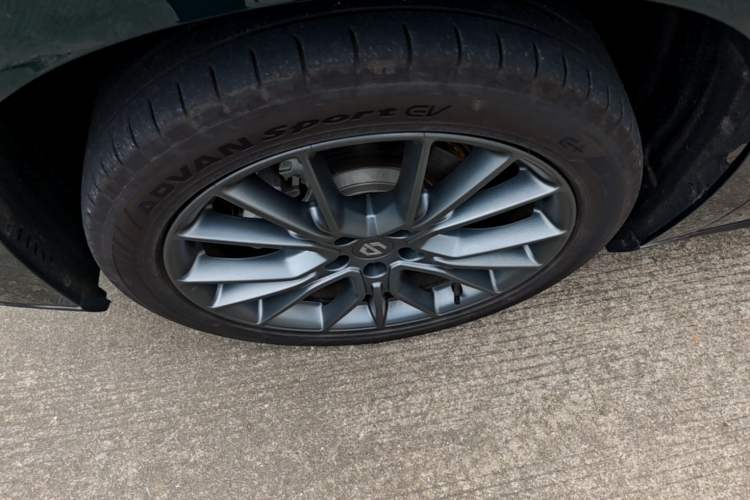 Used Leapmotor C10 2024 210 Smart Edition Left Front Wheel Hub