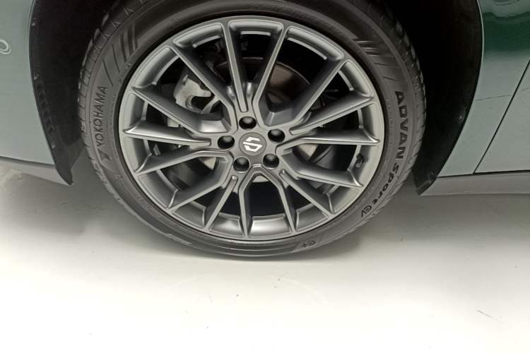 Used Leapmotor C10 2024 210 Smart Edition Left Front Wheel Hub