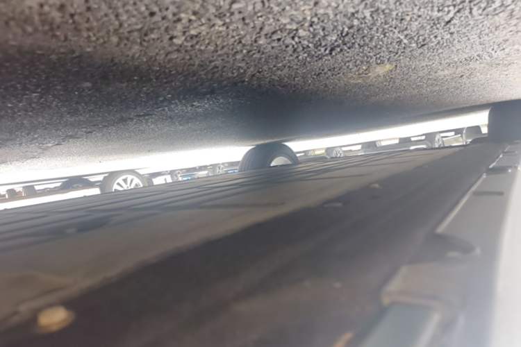 Used Leapmotor C10 2024 410 Comfort Edition Left Side Sill