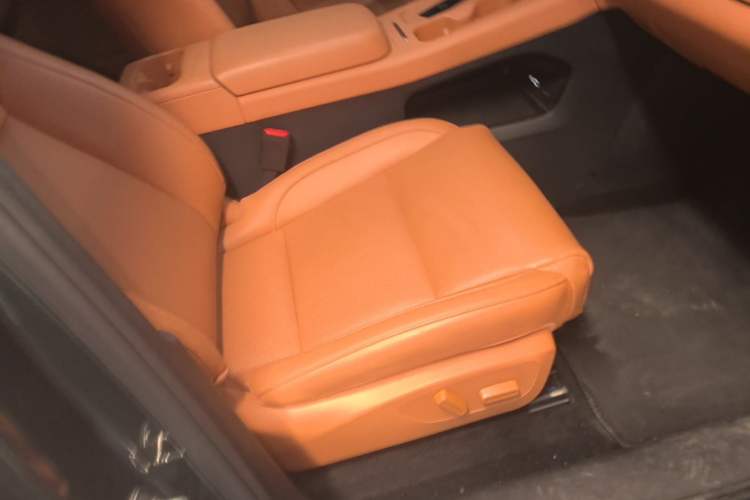 Used Leapmotor C10 2024 410 Comfort Edition Right Front Seat
