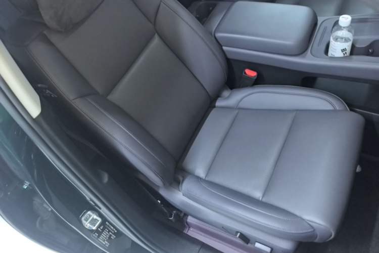 Used Leapmotor C10 2024 210 Comfort Edition Right Front Seat