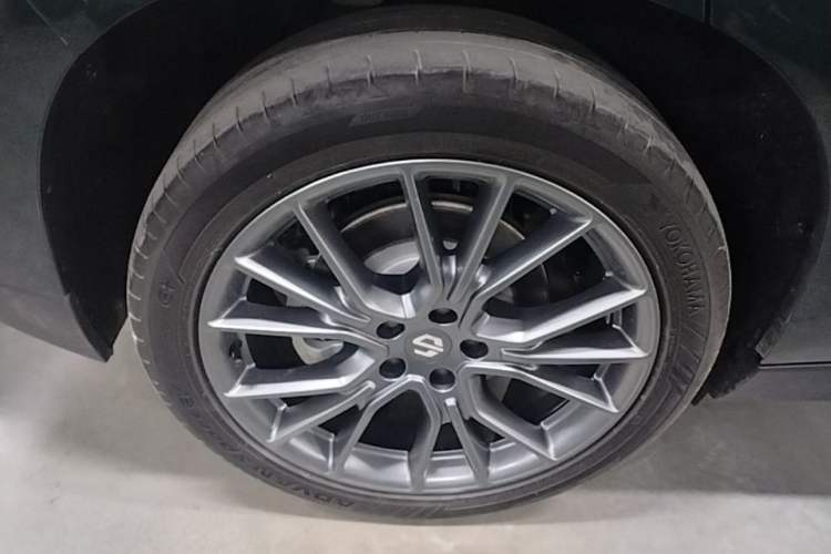 Used Leapmotor C10 2024 210 LiDAR Version Right Rear Wheel Hub