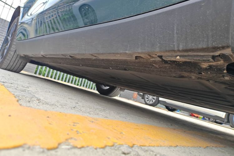 Used Leapmotor C10 2024 530 Smart Edition Right Side Sill