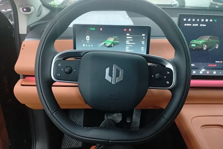 Used Leapmotor C10 2024 210 LiDAR Version Steering Wheel